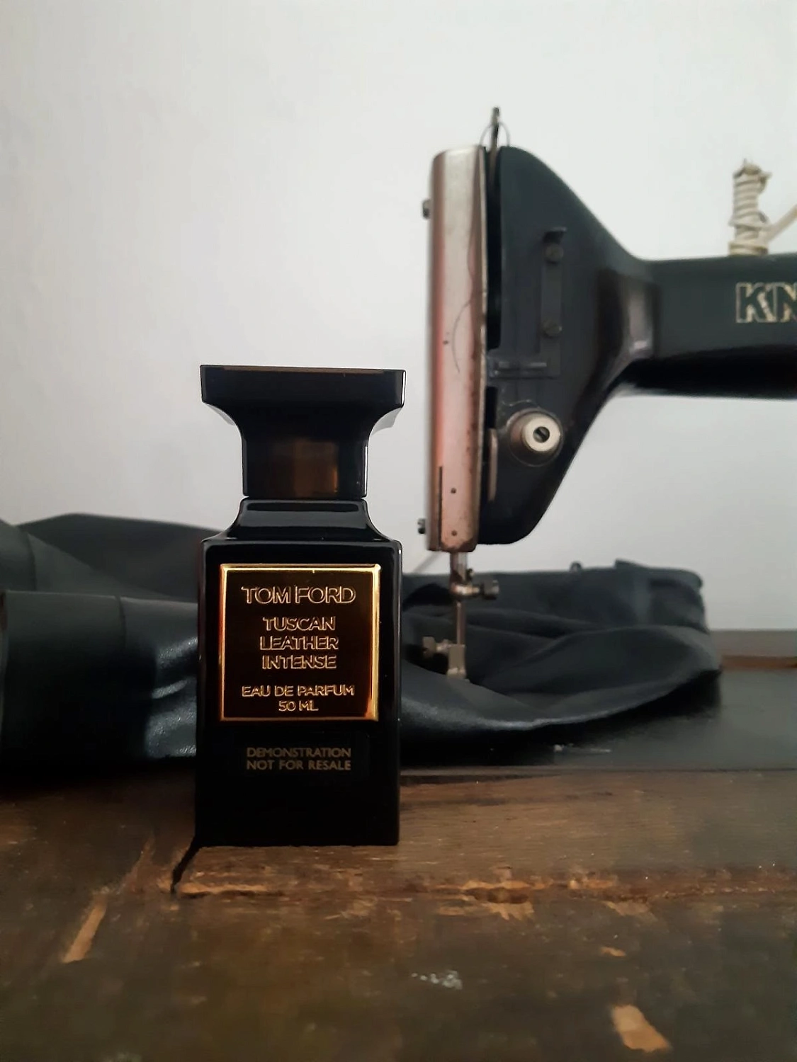 Tom Ford Tuscan Leather Intense