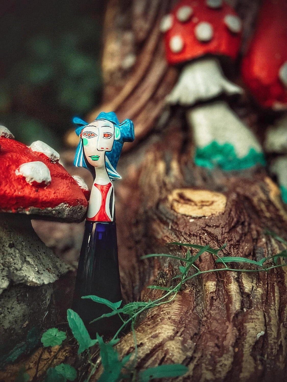 Marina Picasso Chapeau Bleu