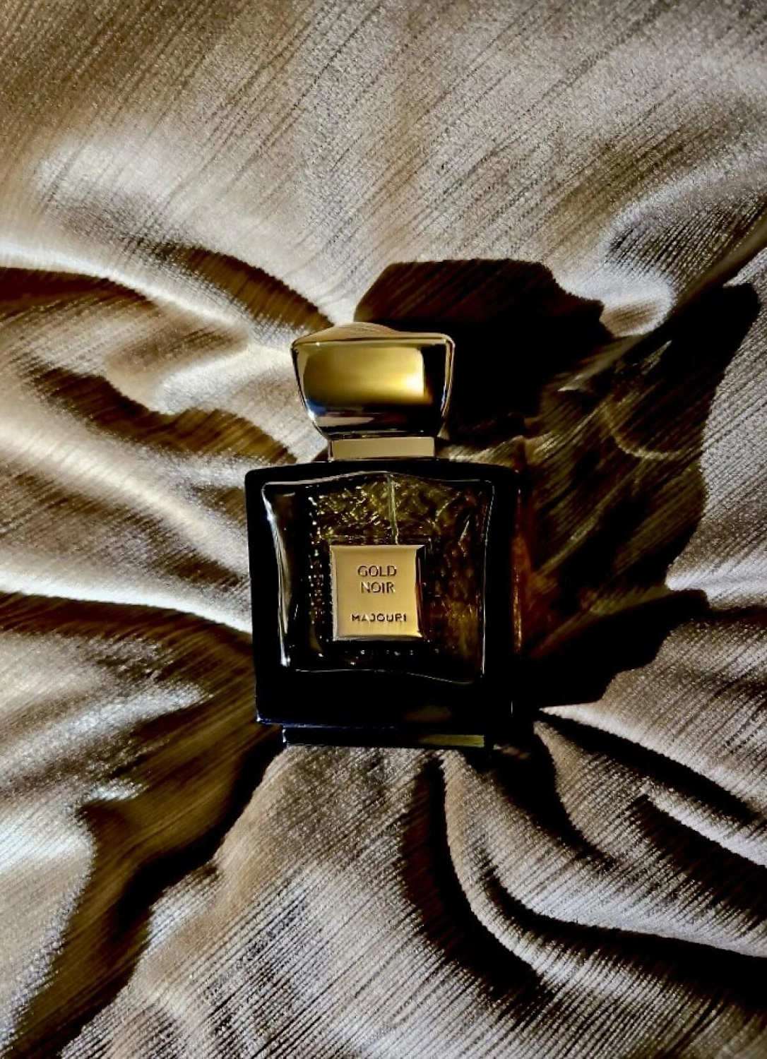 Majouri Gold Noir
