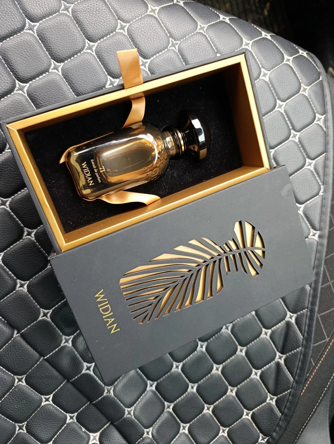 Aj Arabia Limited 71 Extrait de Parfum