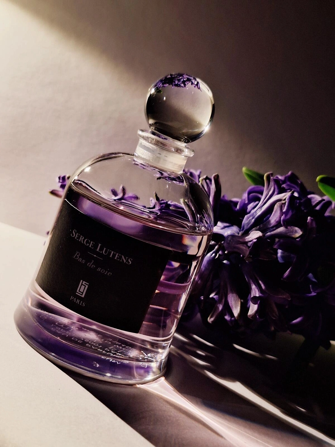 Serge Lutens Bas de Soie