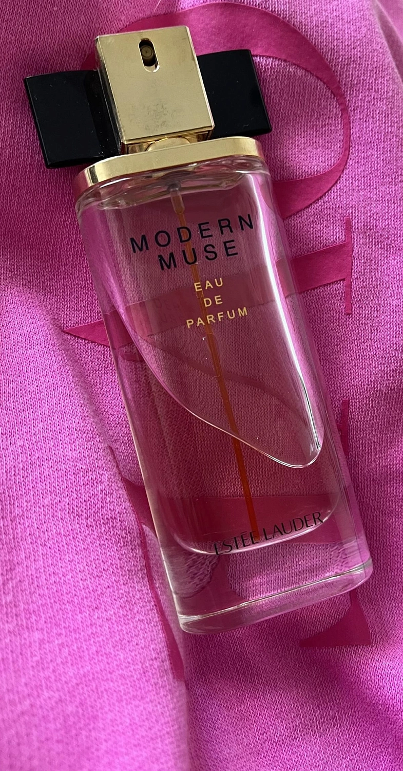 Estee Lauder Modern Muse
