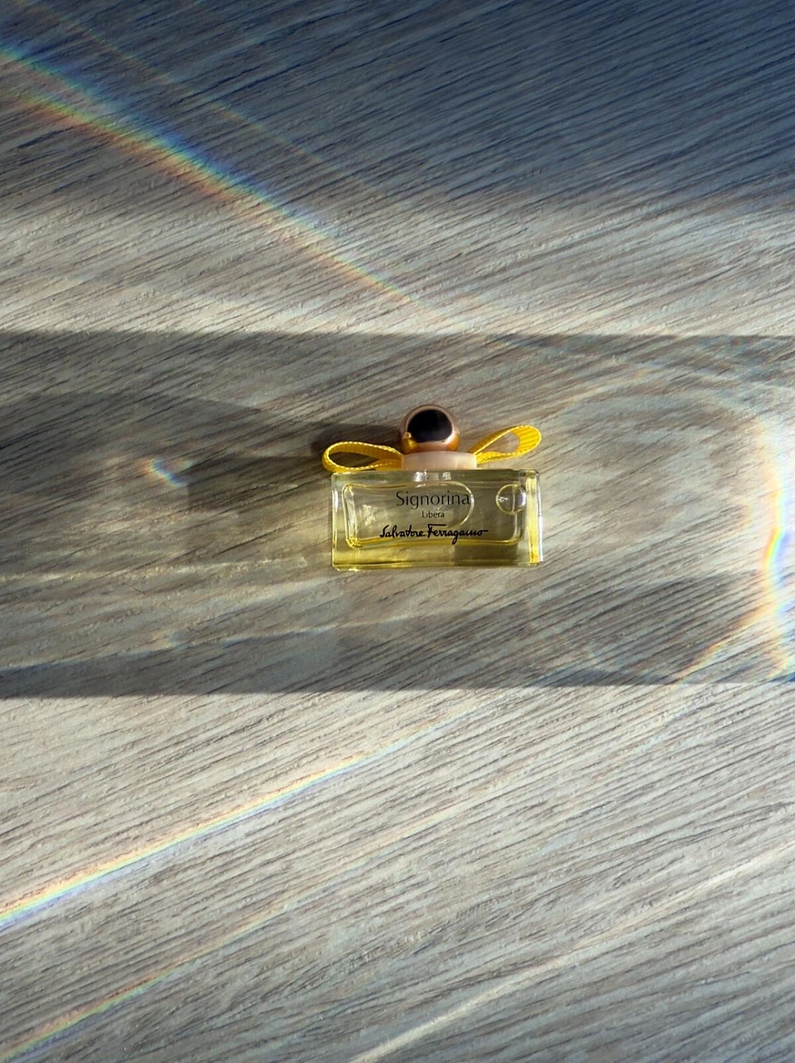 Salvatore Ferragamo Signorina Libera