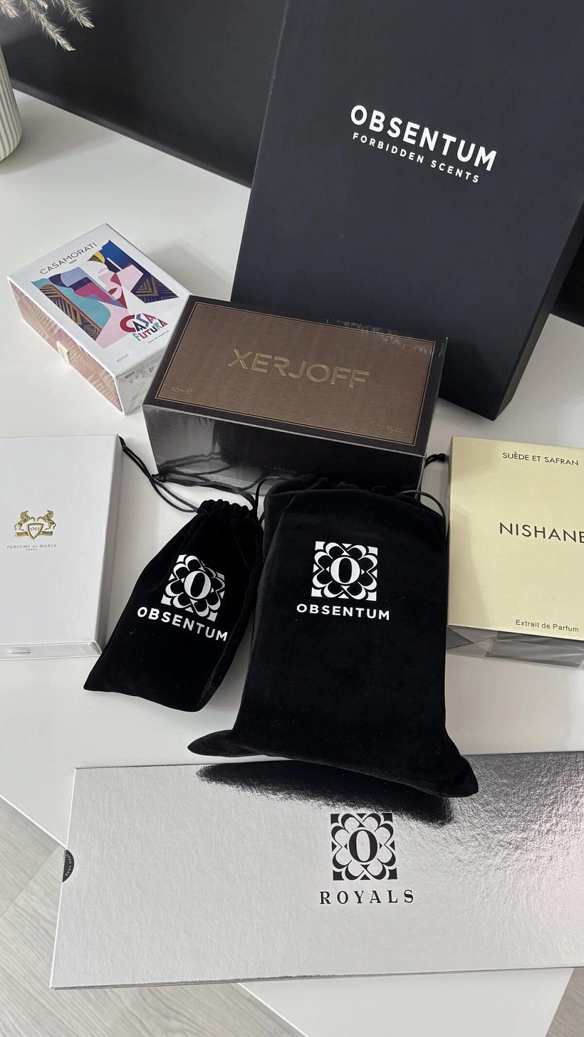 NISHANE Suede et Safran