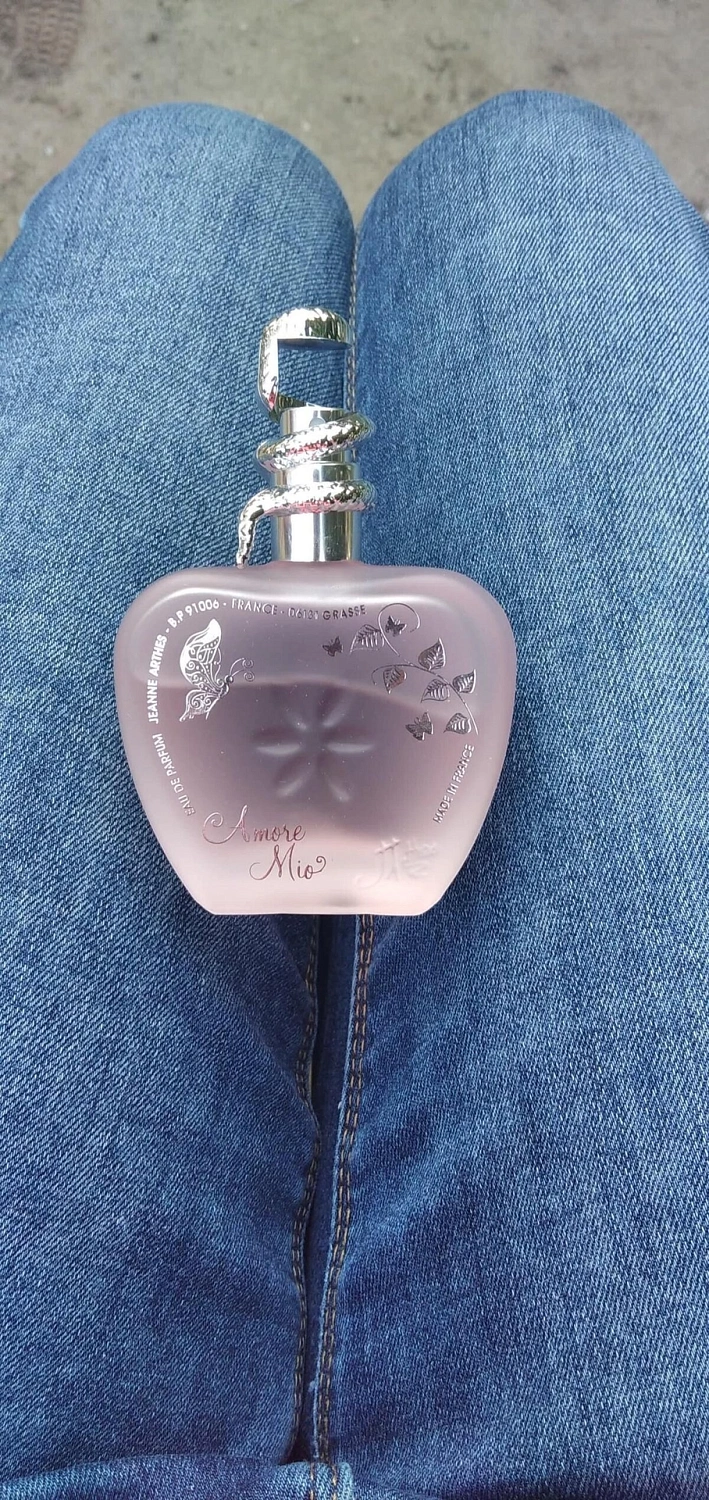 Jeanne Arthes Amore Mio Eau de Parfum