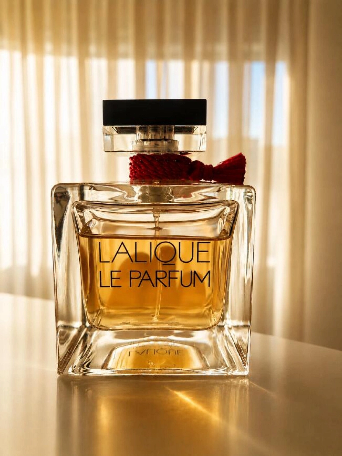 Lalique Le Parfum