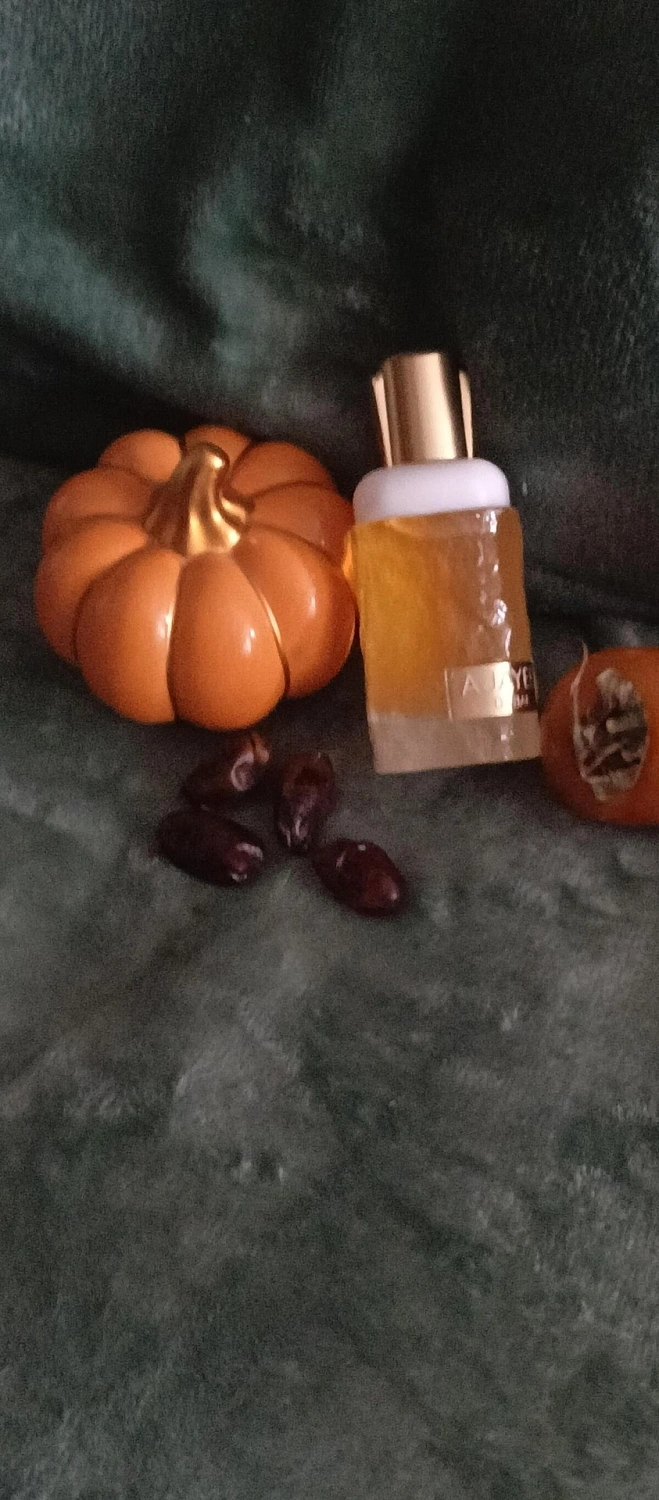 Lattafa Ajayeb Dubai Portrait