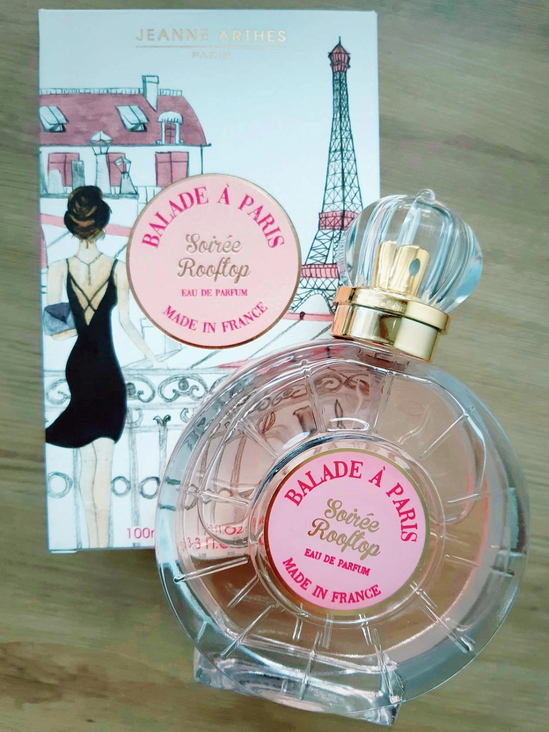 Jeanne Arthes Balade A Paris Soiree Rooftop