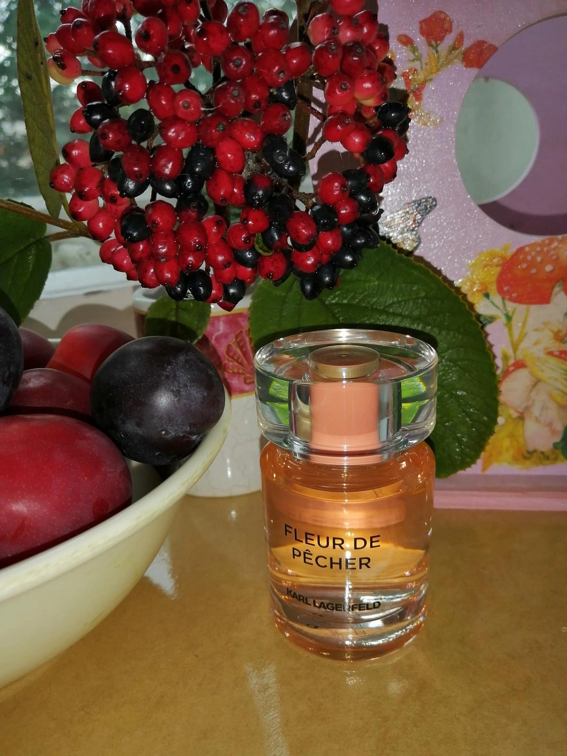 Karl Lagerfeld Fleur de Pecher Karl Lagerfeld Fleur de Pecher