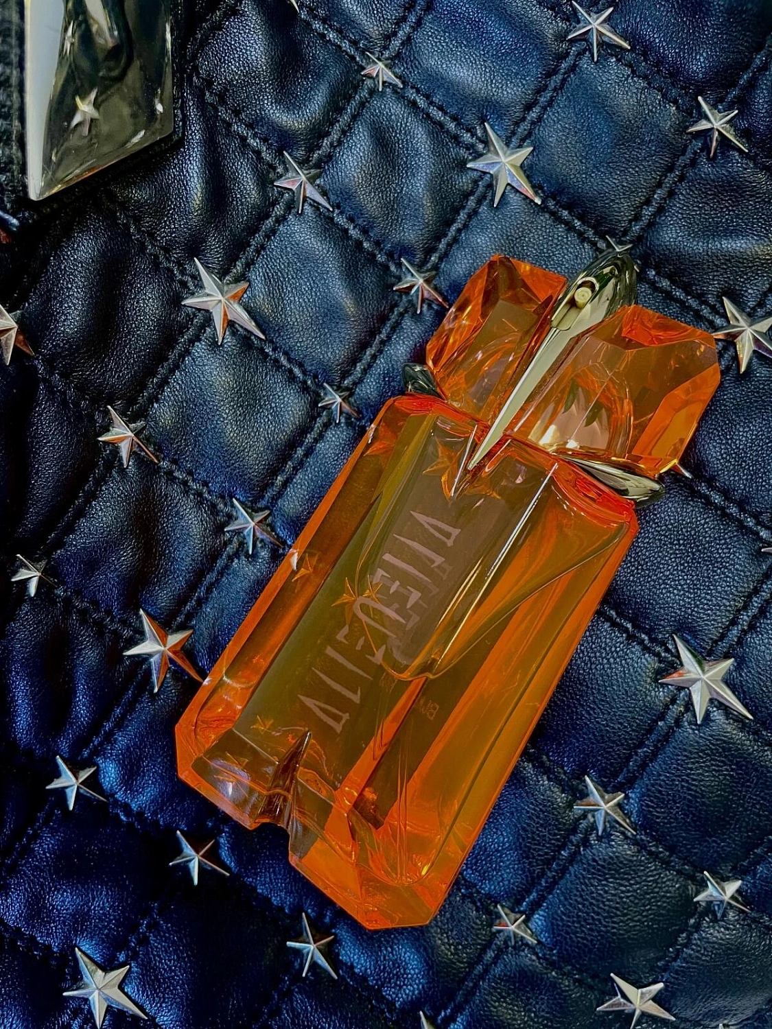 MUGLER Alien Sunessence Edition Saphir Soleil MUGLER Alien Sunessence Edition Saphir Soleil