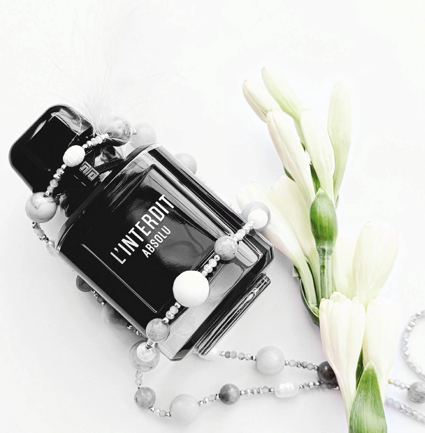Givenchy L'Interdit Absolu