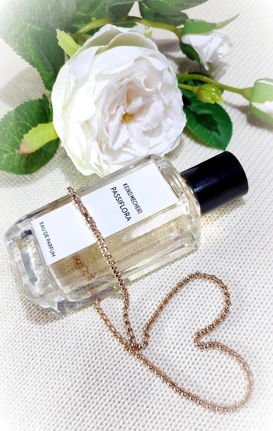 Keiko Mecheri Passiflora