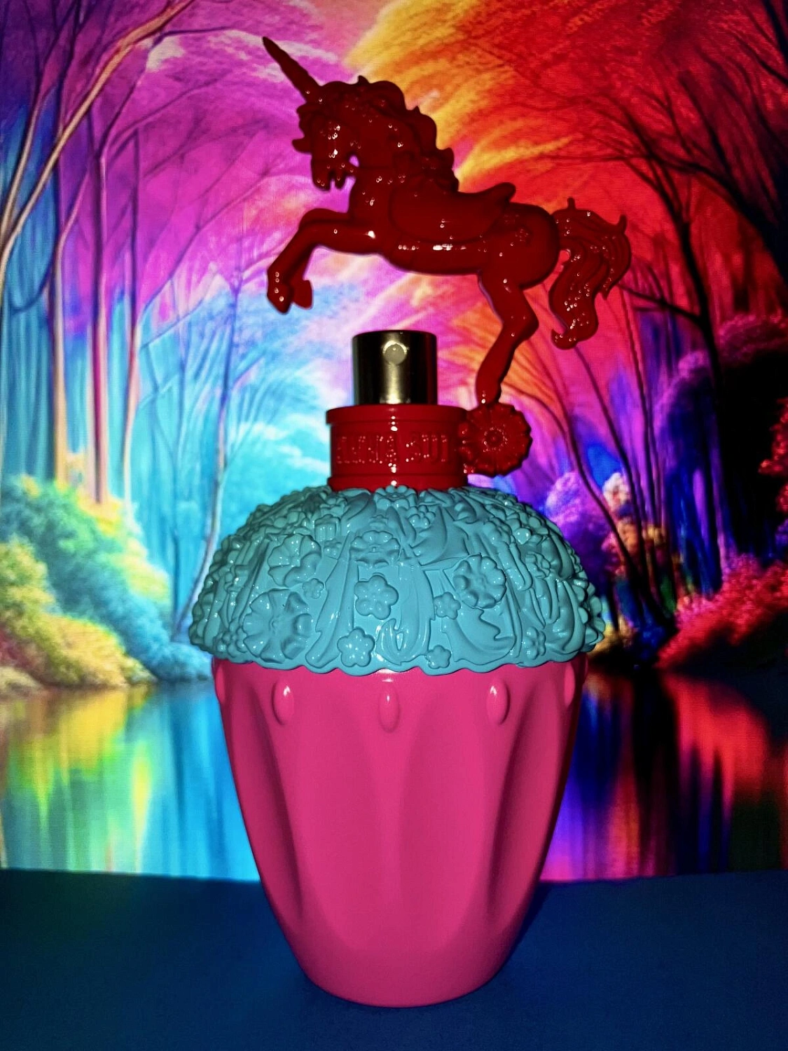 ANNA SUI Fantasia Pop Surprise