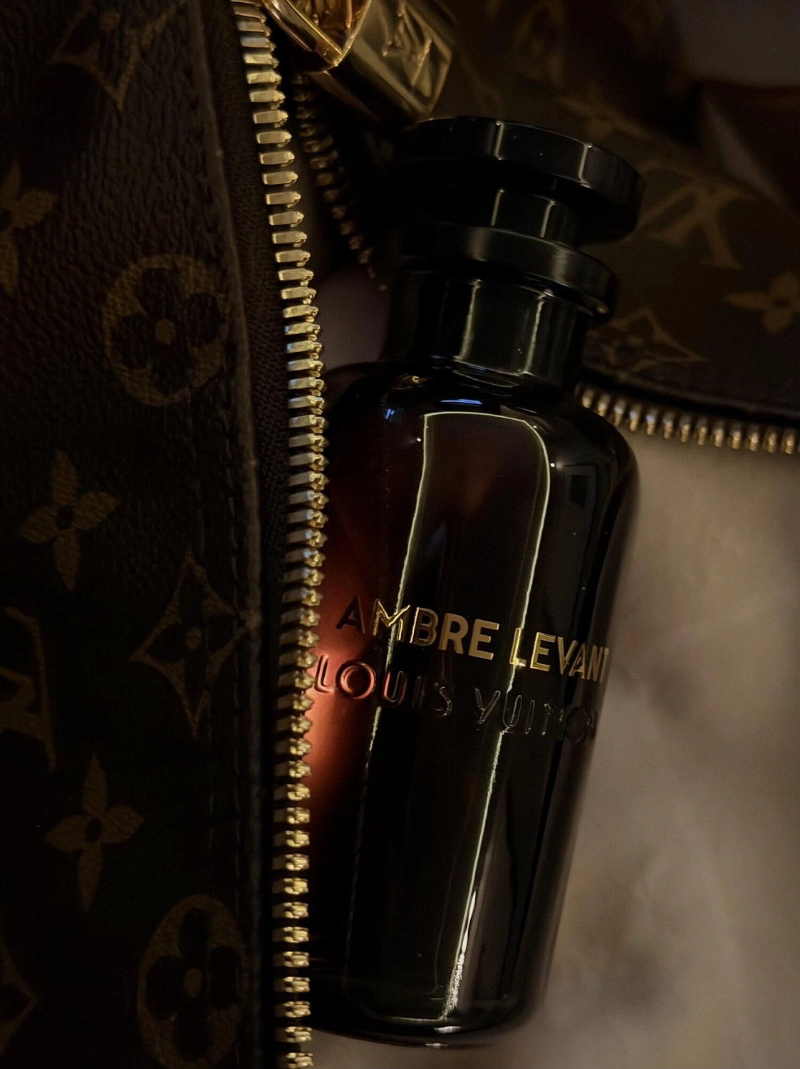 Louis Vuitton Ambre Levant