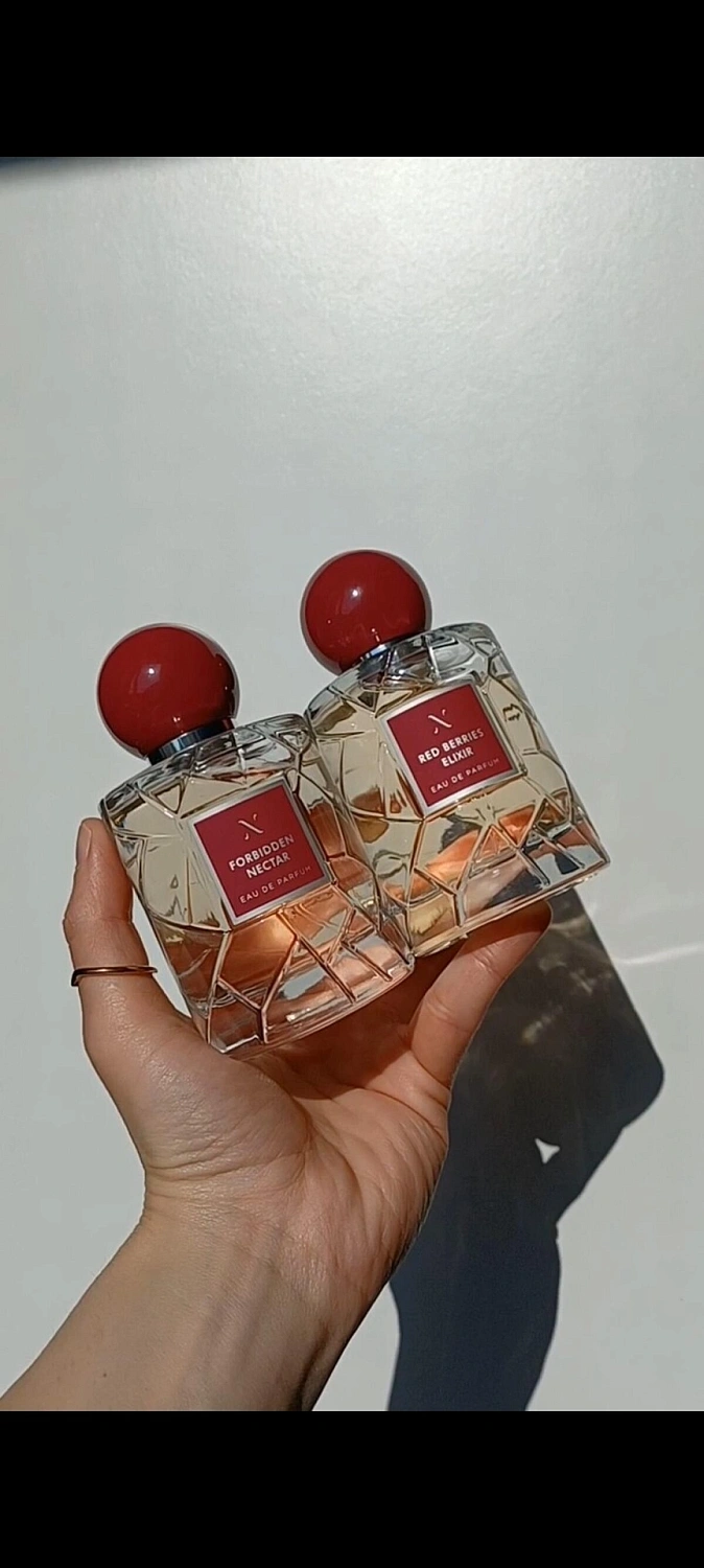 Les Soeurs de Noe Red Berries Elixir Les Soeurs de Noe Red Berries Elixir