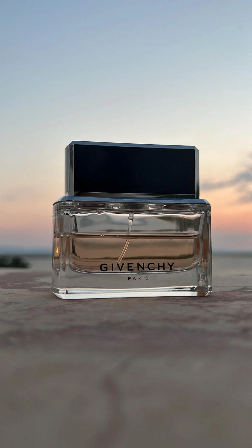 GIVENCHY Dahlia Noir GIVENCHY Dahlia Noir
