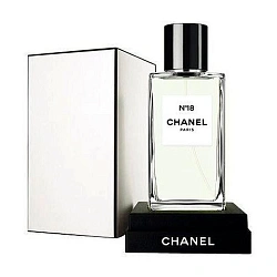 Les Exclusifs de Chanel N°18