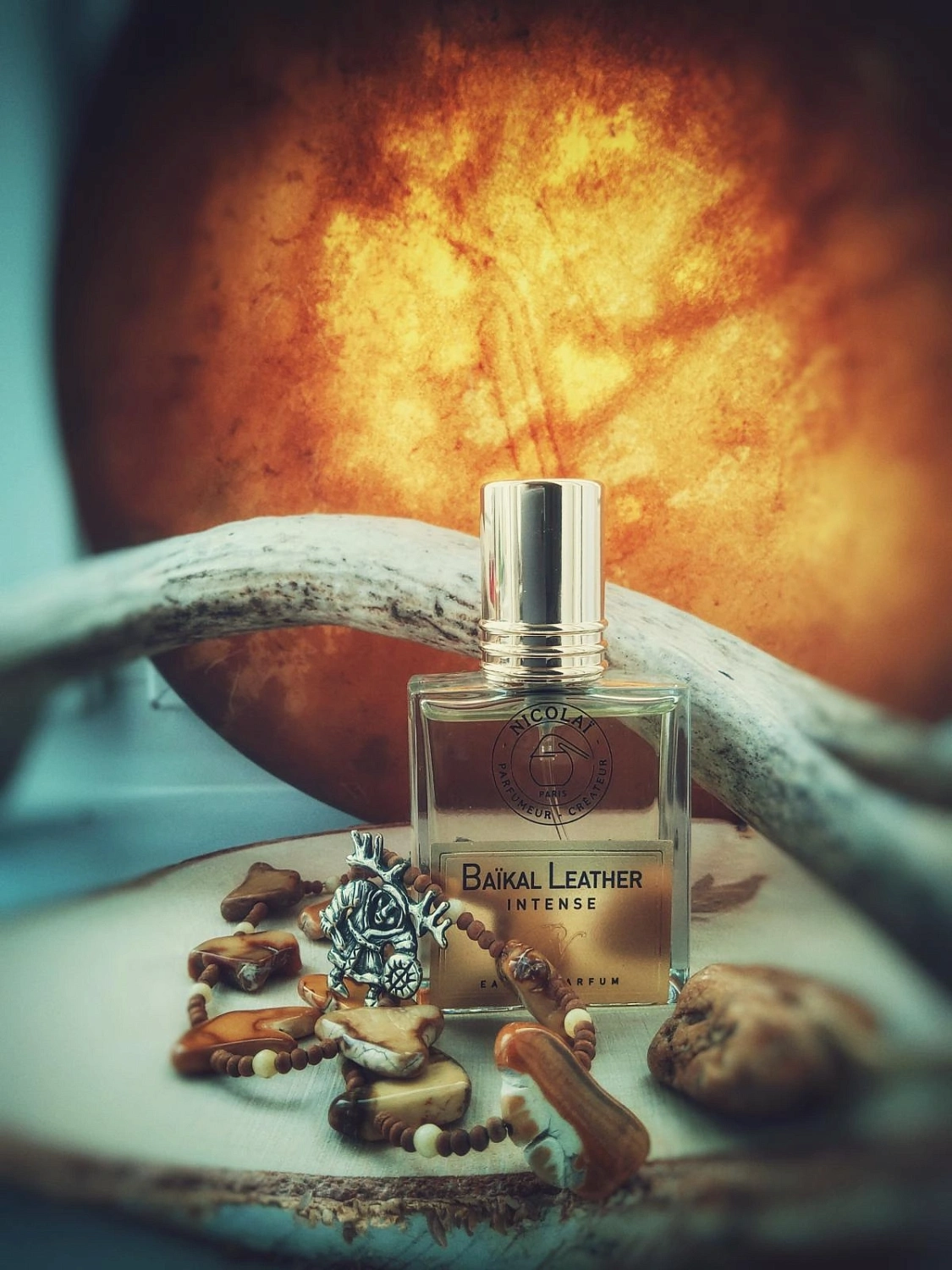 NICOLAI Baikal Leather Intense