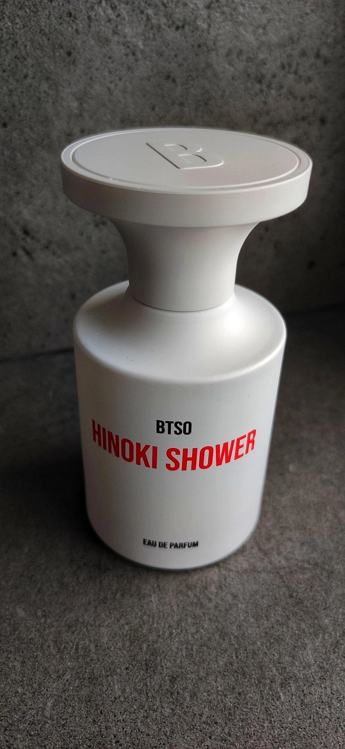 Borntostandout Hinoki Shower