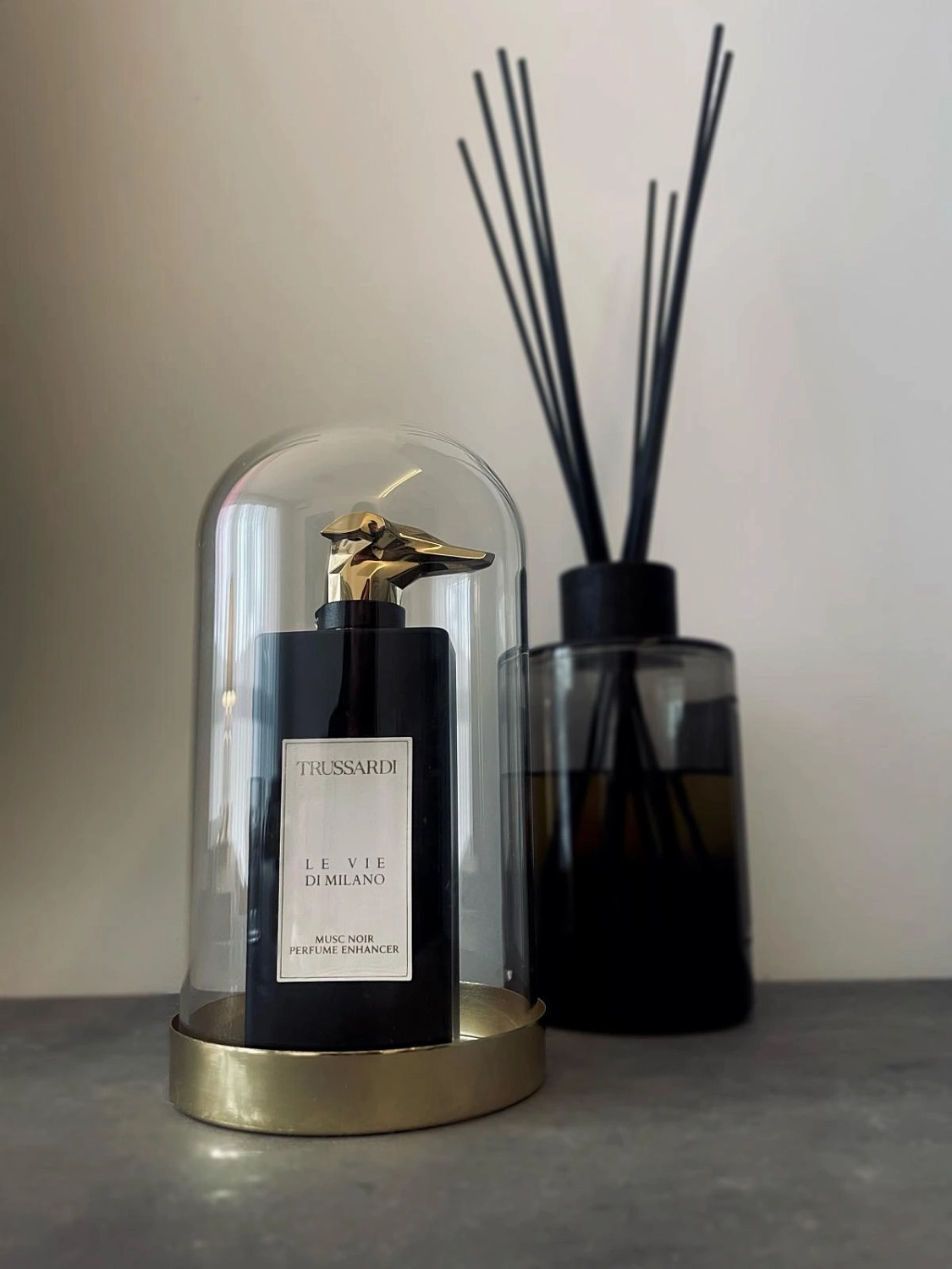 TRUSSARDI Musc Noir Perfume Enhancer TRUSSARDI Musc Noir Perfume Enhancer