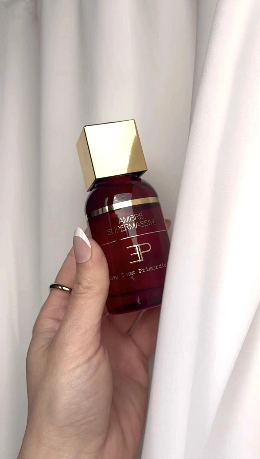 Les Eaux Primordiales Ambre Supermassive