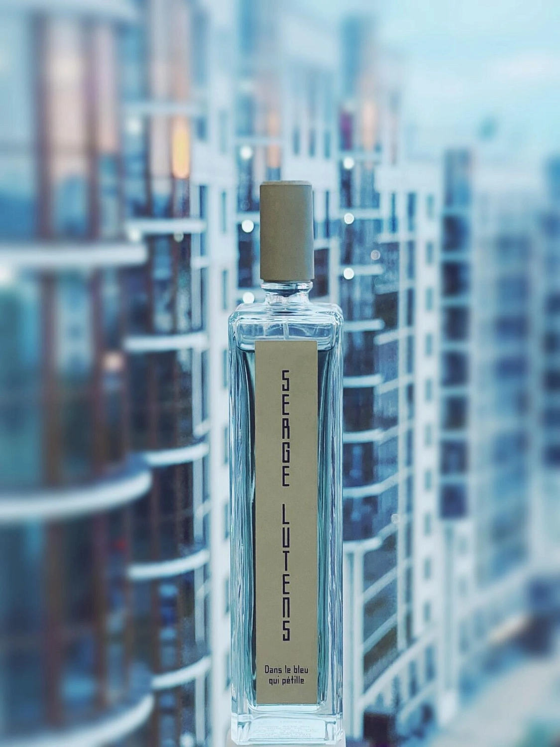 Serge Lutens Dans Le Bleu Qui Petille