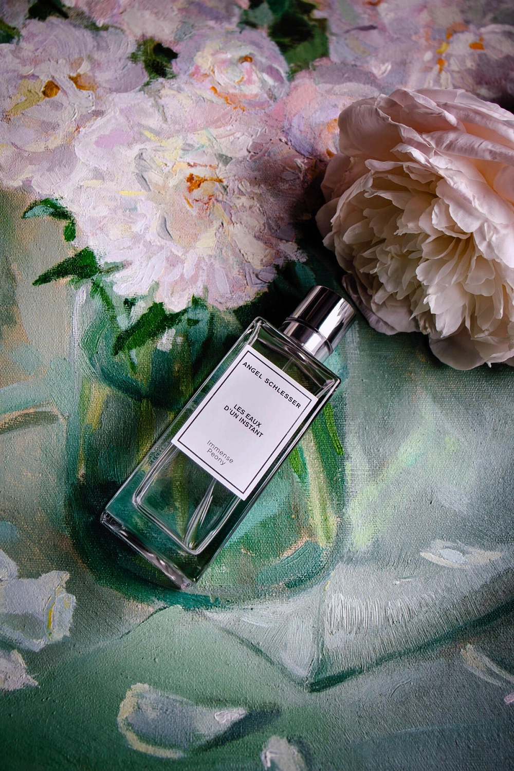 Angel Schlesser Immense Peony