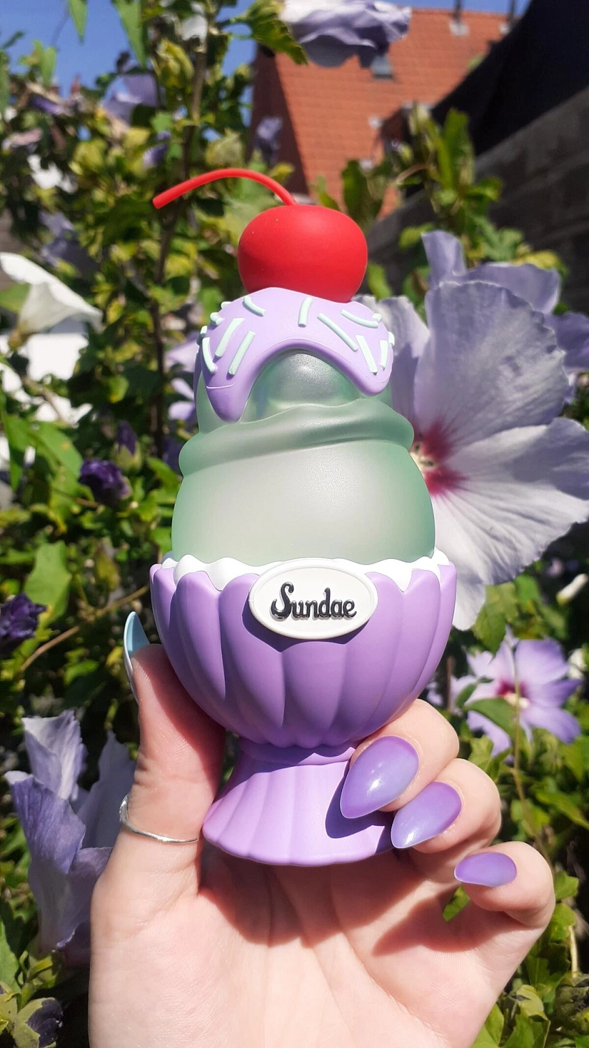 ANNA SUI Violet Vibe