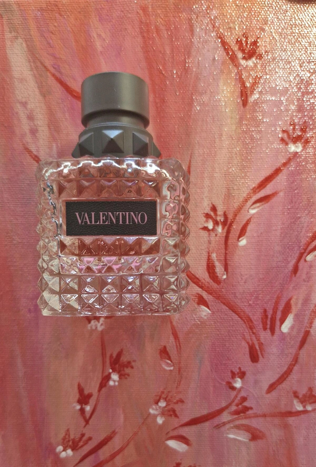 Valentino Donna Born In Roma