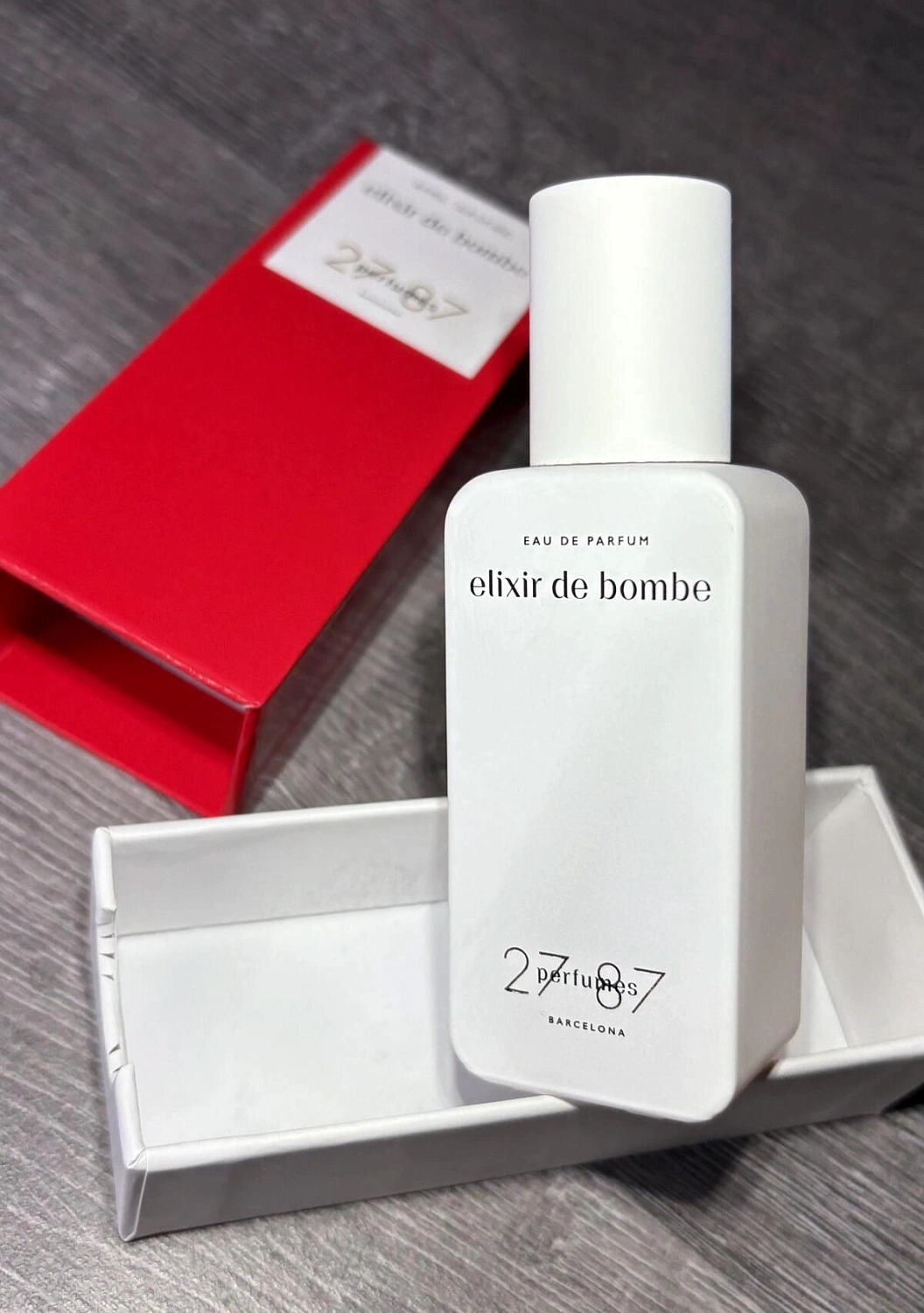 27 87 Perfumes Elixir De Bombe